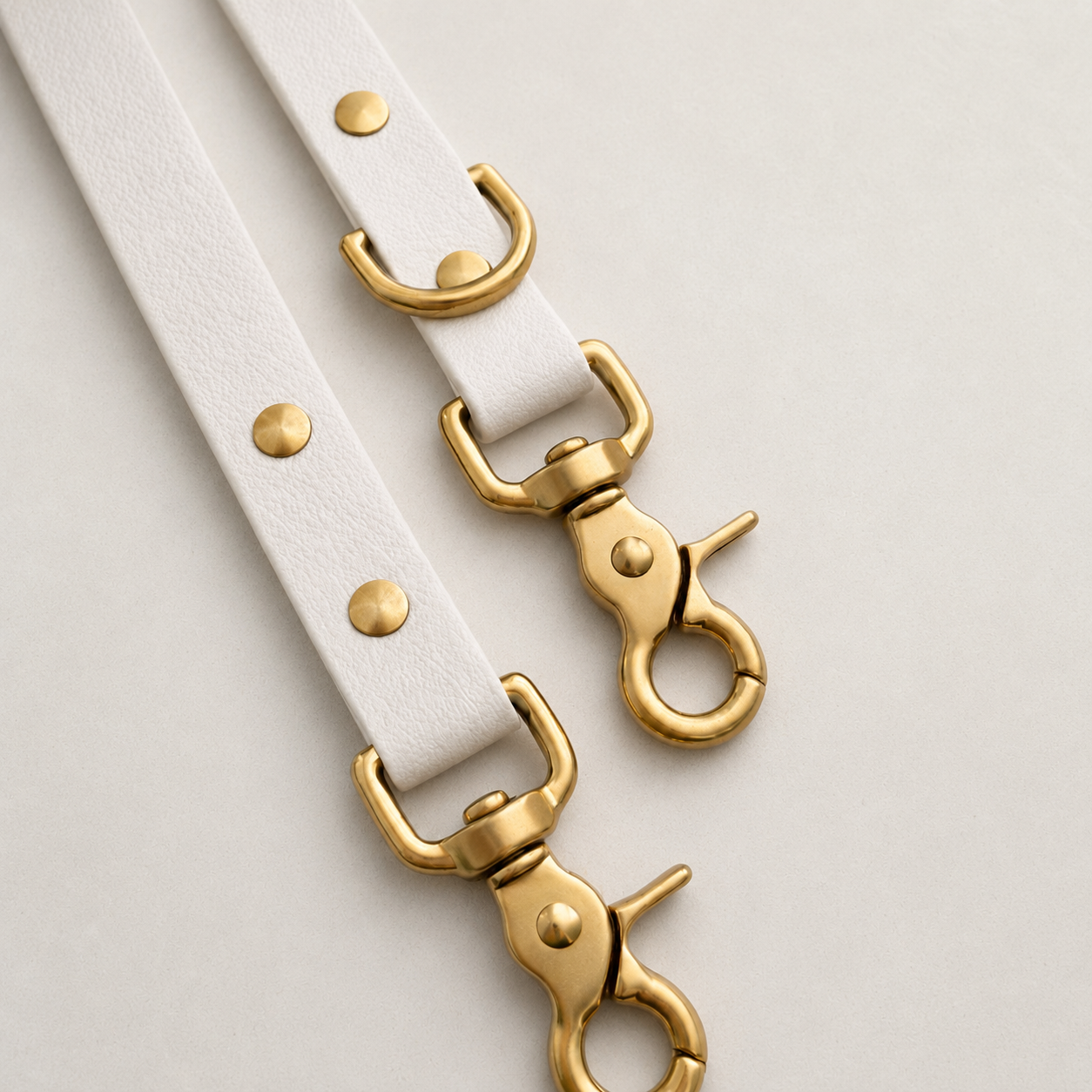 Signature Multiway Brass Lead