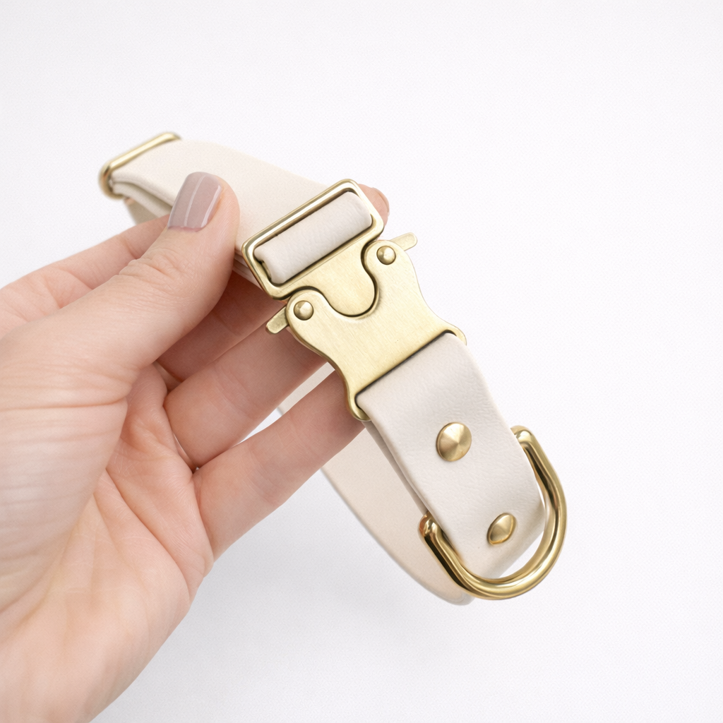 The signature collar - Soft Chalk