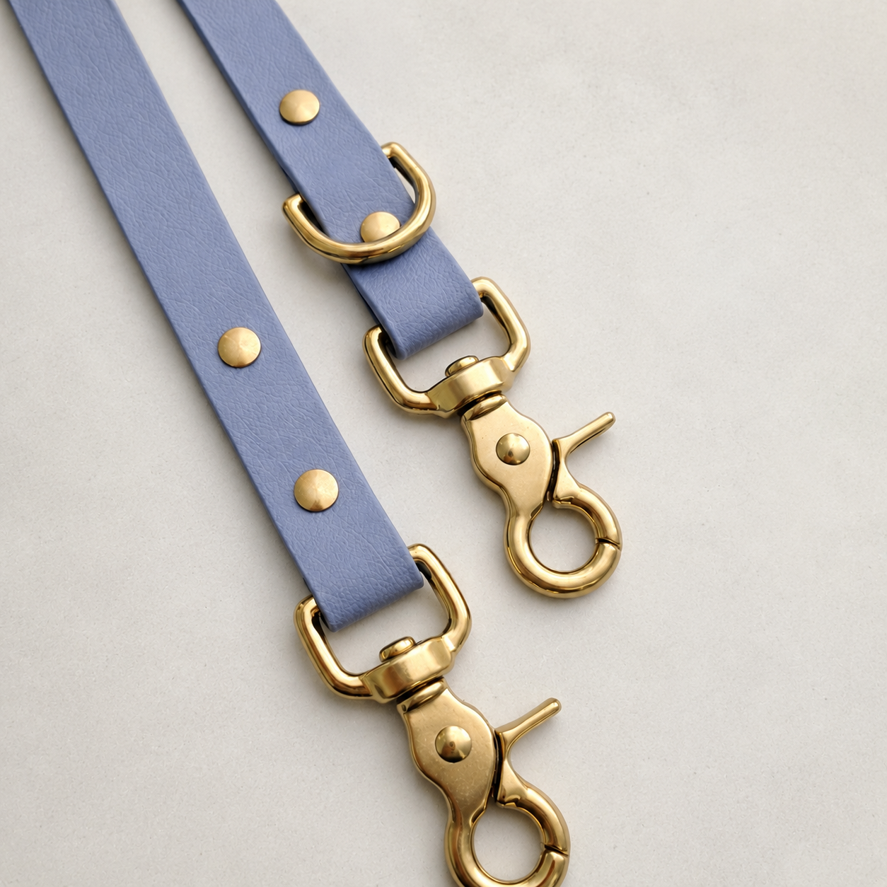 Signature Multiway Brass Lead