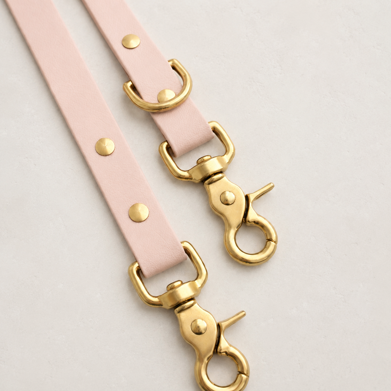 Signature Multiway Brass Lead